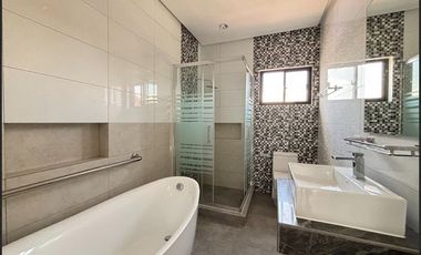 Bnew House and Lot in the Park Place Imus Cavite
