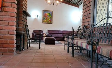 Hermosa QUINTA en Santa Isabel, Abdon Calderon (La Unión), Santa Isabel, Azuay A LA POCOS METROS DE LA ENTRADA A LA UNION