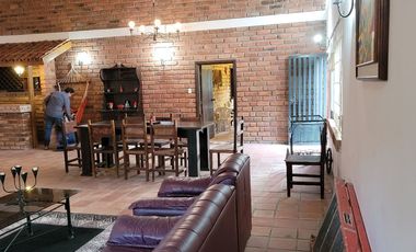 Hermosa QUINTA en Santa Isabel, Abdon Calderon (La Unión), Santa Isabel, Azuay A LA POCOS METROS DE LA ENTRADA A LA UNION