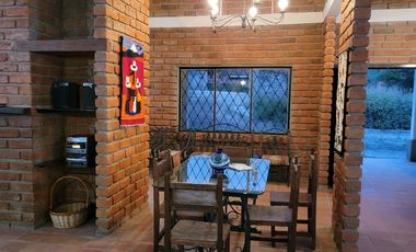 Hermosa QUINTA en Santa Isabel, Abdon Calderon (La Unión), Santa Isabel, Azuay A LA POCOS METROS DE LA ENTRADA A LA UNION