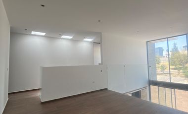 CASA EN VENTA POR CIUDAD JUDICIAL EN FRACCIONAMIENTO PRIVADO