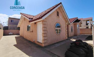 ROSARITO AMPLIA CASA EN RENTA