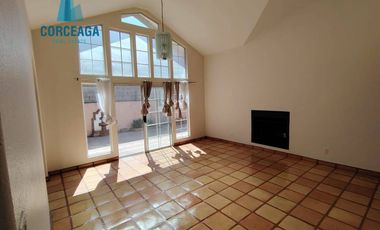 ROSARITO AMPLIA CASA EN RENTA