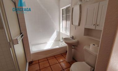 ROSARITO AMPLIA CASA EN RENTA