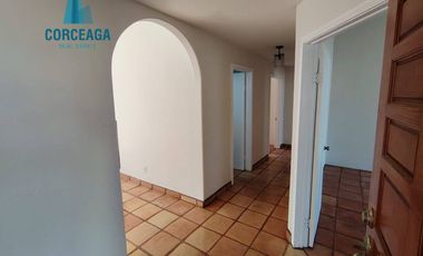ROSARITO AMPLIA CASA EN RENTA