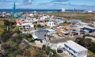 ROSARITO AMPLIA CASA EN RENTA