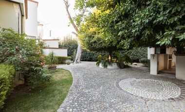 CASA DE 3 RECÁMARAS CON AMPLIO JARDÍN Y JACUZZI EN CAMINO REAL PUEBLA