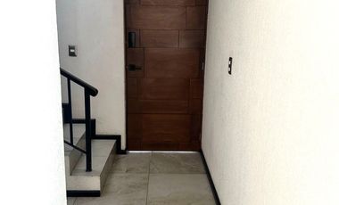 CASA AMUEBLADA EN RENTA  Fracc. Los Ahuehuetes, Toluca, México.