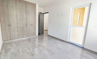 CASA SOLA A 3 MINUTOS DEL CENTRO DE TLAYACAPAN.