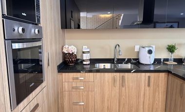 Casa de tres recámaras y roof garden en venta en Zibatá, Querétaro