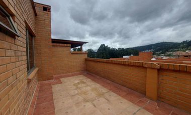 Departamento duplex de venta Av. 1ro de mayo. 2 balcones. Edif. Frente al rio 3 puentes OPORTUNIDAD