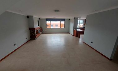 Departamento duplex de venta Av. 1ro de mayo. 2 balcones. Edif. Frente al rio 3 puentes OPORTUNIDAD