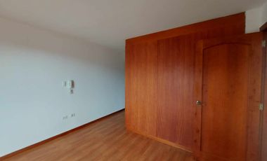 Departamento duplex de venta Av. 1ro de mayo. 2 balcones. Edif. Frente al rio 3 puentes OPORTUNIDAD