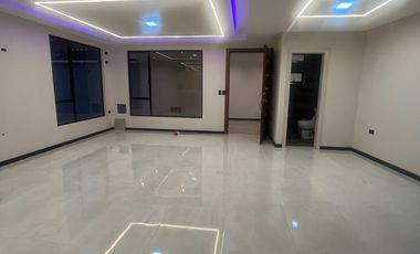 CASA DE CUATRO DORMITORIOS EN VENTA, Sector Ricaurte C1442