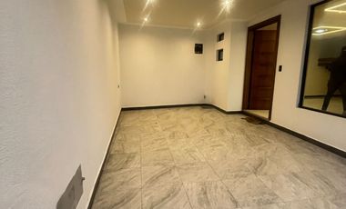 CASA DE CUATRO DORMITORIOS EN VENTA, Sector Ricaurte C1442