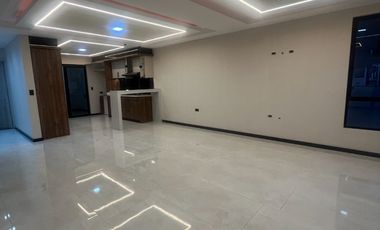 CASA DE CUATRO DORMITORIOS EN VENTA, Sector Ricaurte C1442