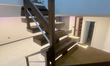 CASA DE CUATRO DORMITORIOS EN VENTA, Sector Ricaurte C1442