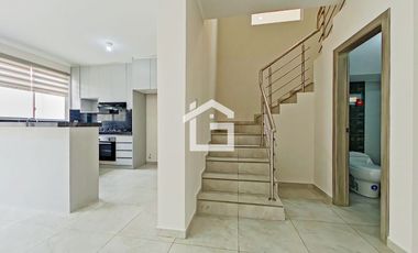 Casa Semiamoblada en Alquiler en Urb. Oro City, Machala
