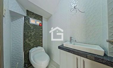 Casa Semiamoblada en Alquiler en Urb. Oro City, Machala