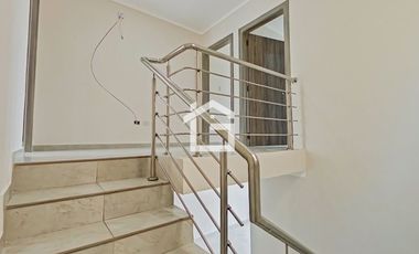 Casa Semiamoblada en Alquiler en Urb. Oro City, Machala