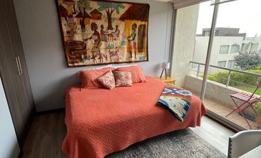 CASA 4 DORMITORIOS EN RENTA CUMBAYA