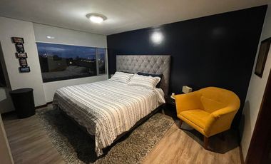 CASA 4 DORMITORIOS EN RENTA CUMBAYA