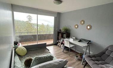 CASA 4 DORMITORIOS EN RENTA CUMBAYA