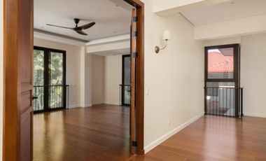 5 BEDROOM FOR SALE IN AYALA ALABANG VILLAGE