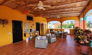 Casa de los Arcos