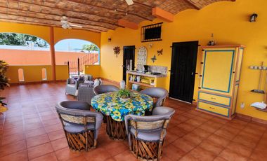 Casa de los Arcos