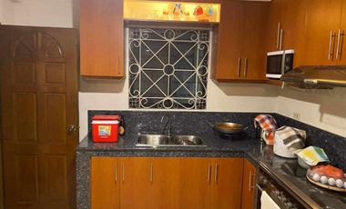 For Sale! 3BR Old House and Lot in Signal Village, Taguig