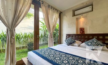 Garden View 2 Bedroom Villa in Central Sanur with Access to Pool – For Yearly Rental