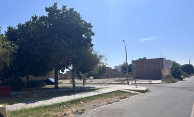 LOTE FRENTE A PARQUE - URB POSADA DEL SOL