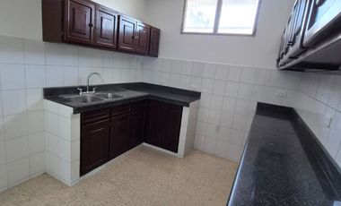 Departamento en Alquiler en Kennedy Nueva, 3 Habitaciones, 3 Baños, Balcón, Seguridad, Parqueo, Norte de Guayaquil.