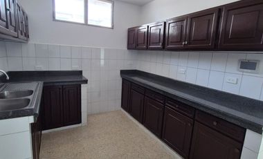 Departamento en Alquiler en Kennedy Nueva, 3 Habitaciones, 3 Baños, Balcón, Seguridad, Parqueo, Norte de Guayaquil.