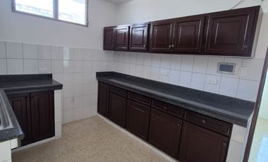 Departamento en Alquiler en Kennedy Nueva, 3 Habitaciones, 3 Baños, Balcón, Seguridad, Parqueo, Norte de Guayaquil.
