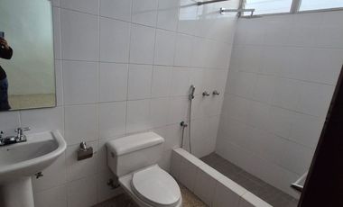 Departamento en Alquiler en Kennedy Nueva, 3 Habitaciones, 3 Baños, Balcón, Seguridad, Parqueo, Norte de Guayaquil.