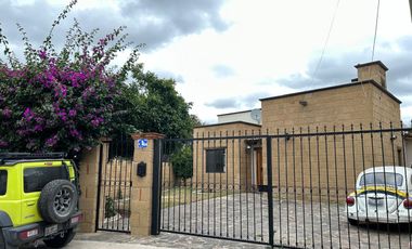 C217 VENTA CASA RAQUET CLUB FRENTE A ANTEA