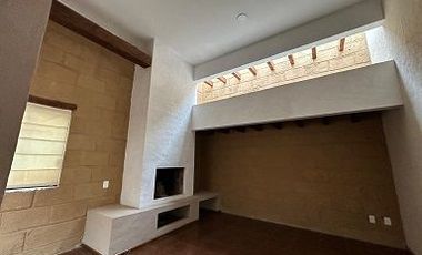 C217 VENTA CASA RAQUET CLUB FRENTE A ANTEA