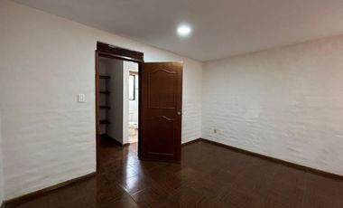 C217 VENTA CASA RAQUET CLUB FRENTE A ANTEA