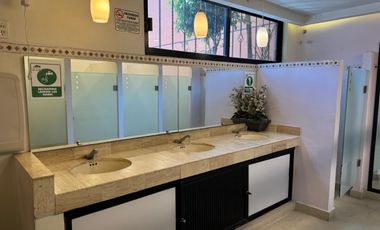 Excelente local en av Ermita Iztapalapa