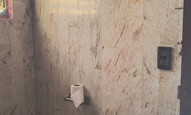 Casa de cuatro recamaras con todos los servicios en la colonia La Mica de Acapulco, Gro.