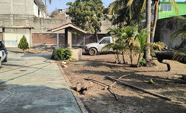 Casa de cuatro recamaras con todos los servicios en la colonia La Mica de Acapulco, Gro.