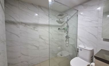 2 bedroom unit with Balcony at Tower 1 - Mandani Bay Suites