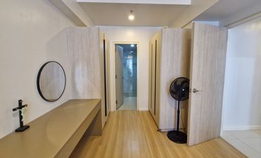 2 bedroom unit with Balcony at Tower 1 - Mandani Bay Suites