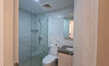 2 bedroom unit with Balcony at Tower 1 - Mandani Bay Suites