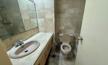 FOR SALE: 3BR IN WESTWOOD EISENHOWER GREENHILLS WITH 2 PARKING SLOTS