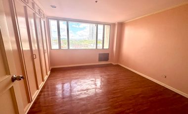 FOR SALE: 3BR IN WESTWOOD EISENHOWER GREENHILLS WITH 2 PARKING SLOTS