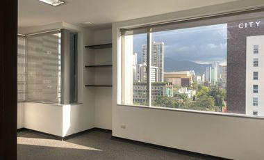 Oficina en venta en Milla de Oro, Poblado