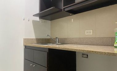 Oficina en venta en Milla de Oro, Poblado